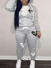 Load image into Gallery viewer, Womens 2pc tracksuit
